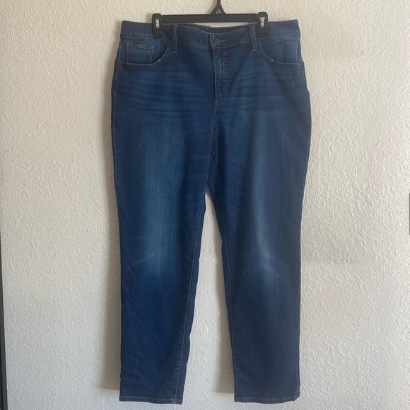 Chico’s So Slimming Girlfriend Slim Leg Ankle Jeans                     (BTO) - Picture 1 of 5